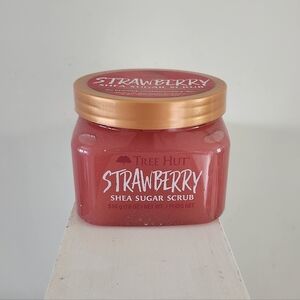tree hut | Strawberry🍓 Shea Sugar Scrub